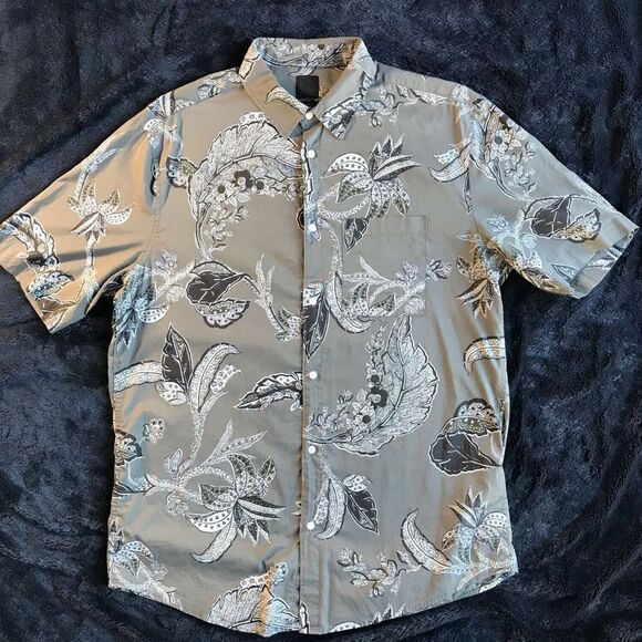 H&M Regular Fit Gray Floral Hawaiian Short‎ Sleeve Button-Down Shirt Size M - Picture 1 of 5